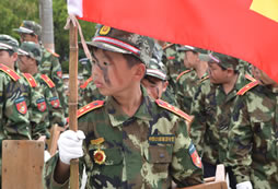 體驗上海軍事冬令營嚴格的管理模式