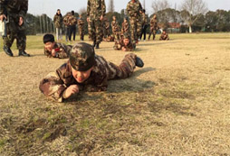 孩子的自卑表現(xiàn)是什么讓121軍事告訴你