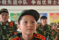 上海121軍事冬令營(yíng)告誡家長(zhǎng)批評(píng)孩子要找對(duì)時(shí)間