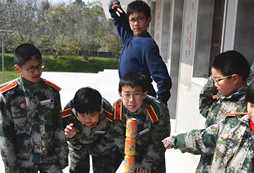 上海121軍事營(yíng)端正我們的教育方式