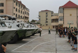 上海121軍訓冬令營相比其他機構有哪些優(yōu)勢？