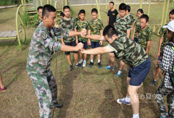 安徽軍事冬令營訓(xùn)練什么？