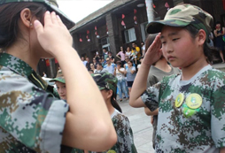 參加安徽軍事冬令營豐富孩子的寒假生活