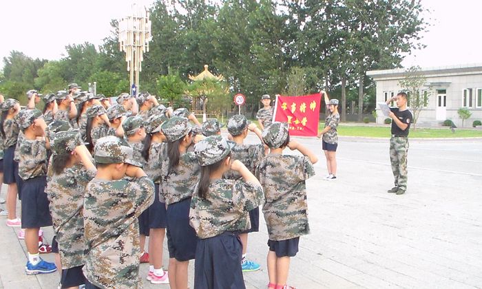 北京吃苦冬令營