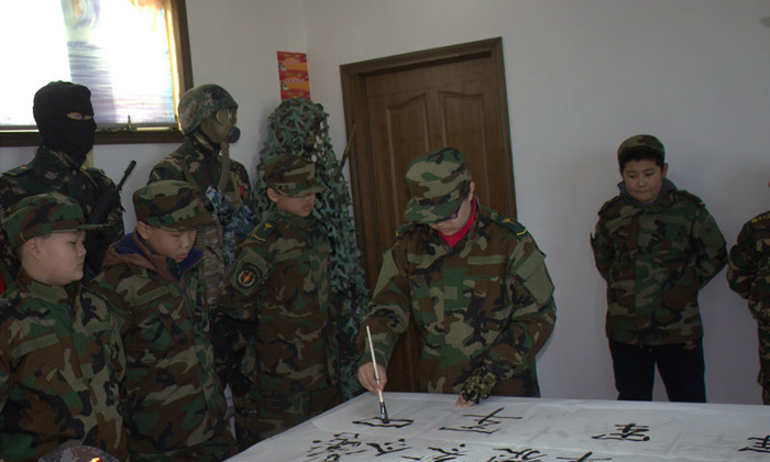 北京軍事拓展冬令營機構