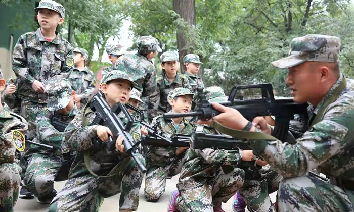 北京軍事夏令營費用
