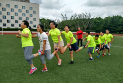 攀比孩子的家庭對孩子未來有什么影響？