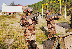 團體真人CS