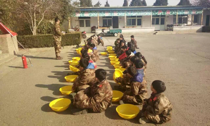 在軍營的生活體驗(yàn)