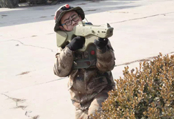 在軍事冬令營中我們要遵守規(guī)則