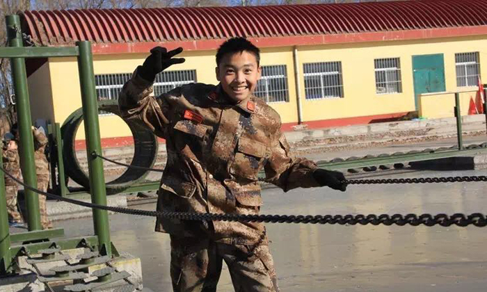 在軍事冬令營中收獲的快樂