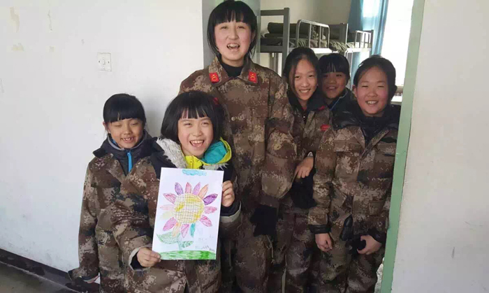 在軍事營中我們的師生情！