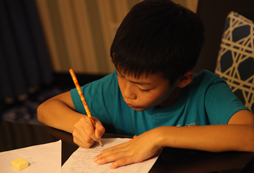 畢業(yè)典禮之給爸爸媽媽寫信