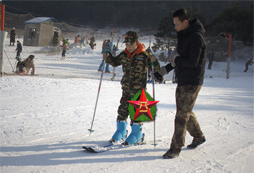 北京八一冬令營帶孩子征服冰雪世界
