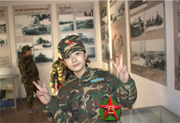 八一軍事教官提醒家長要教導(dǎo)孩子學(xué)會(huì)自尊與尊重