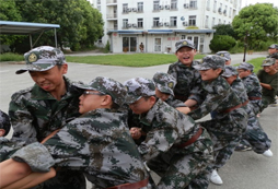 看看八一軍事是怎么樣培養(yǎng)孩子的寬度的