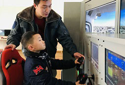 成都博得航空冬令營(yíng)給孩子一個(gè)航空舞臺(tái)！