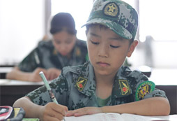 寒假有鍛煉孩子身體素質(zhì)的成都軍事冬令營嗎？