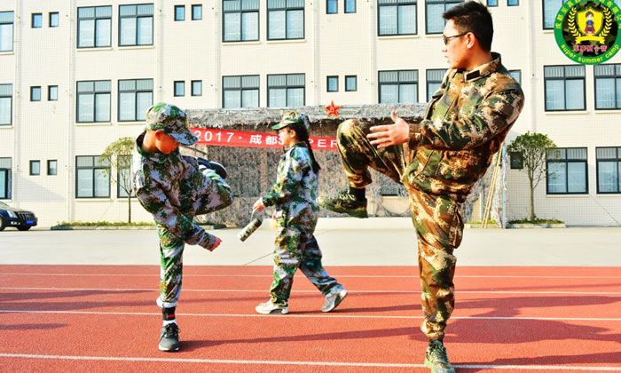 成都軍事冬令營課程讓孩子不再沉迷游戲