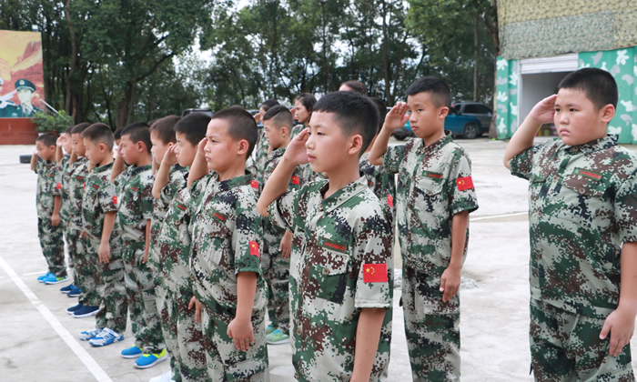 成都軍事冬令營活動方案