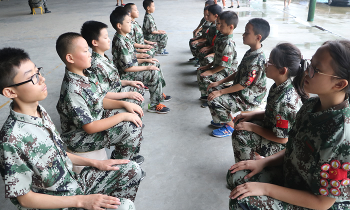成都軍事冬令營活動方案