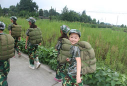 軍事冬令營能改變孩子的膽小嗎？