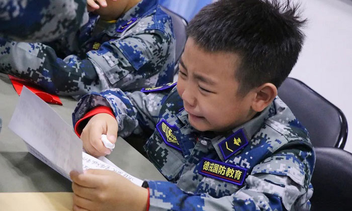 看媽媽寫給自己的信