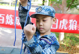 德戎軍事冬令營的課程有哪些特色？