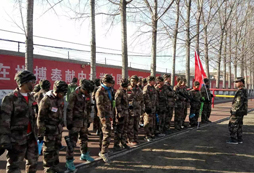 為什么現(xiàn)在的孩子應該參加軍事營？