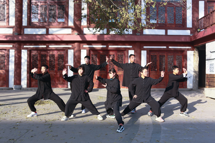國學(xué)冬令營項目活動