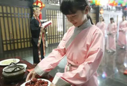 國(guó)學(xué)冬令營(yíng)帶你見(jiàn)識(shí)另一片天空
