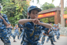 廣州軍事冬令營(yíng)激發(fā)孩子想象力！