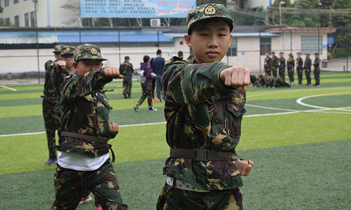 廣州中學(xué)生軍事冬令營