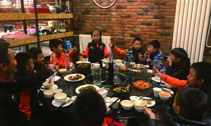 聚餐
