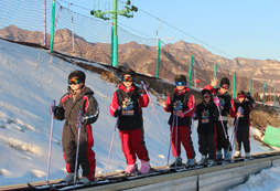 2024最受歡迎的滑雪冬令營課程！