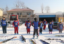 為什么滑雪冬令營如此受歡迎？