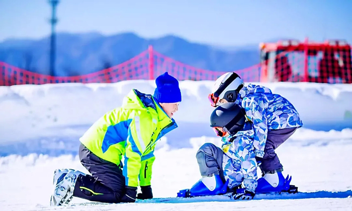 國內(nèi)好口碑的滑雪冬令營