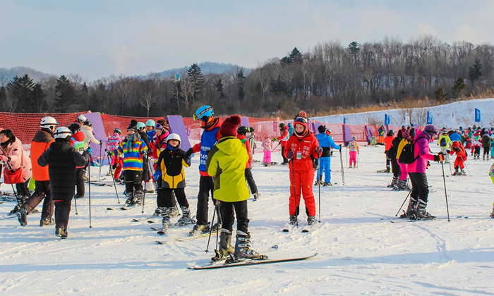 滑雪冬令營