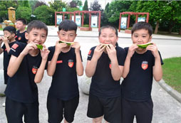 內(nèi)向的孩子參加湖北冬令營的好處有什么？