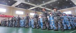 想在湖北參加吃苦冬令營(yíng)價(jià)格便宜嗎？