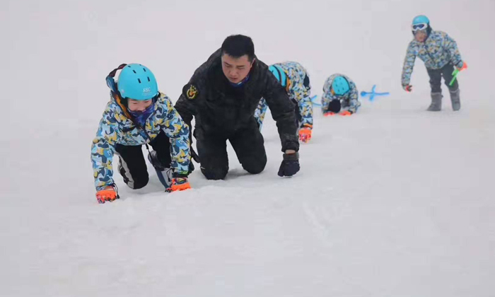 湖北到哈爾濱滑雪冬令營