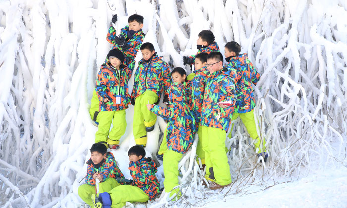 雪地合影