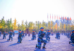 中國(guó)青少年軍事夏令營(yíng)培養(yǎng)青少年的愛國(guó)情懷