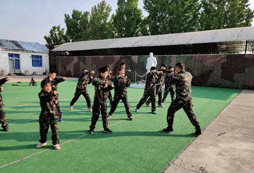 報(bào)名軍事冬令營(yíng)有哪些條件需要注意