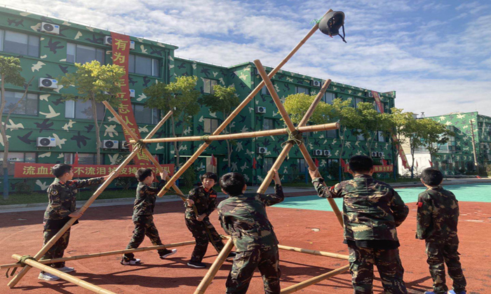 軍事冬令營
