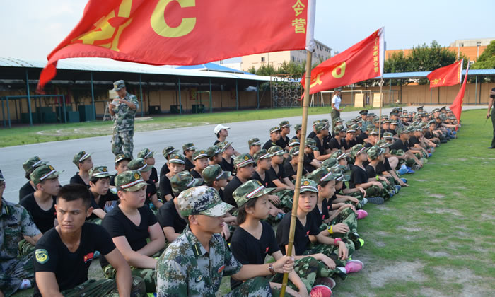 軍事冬令營