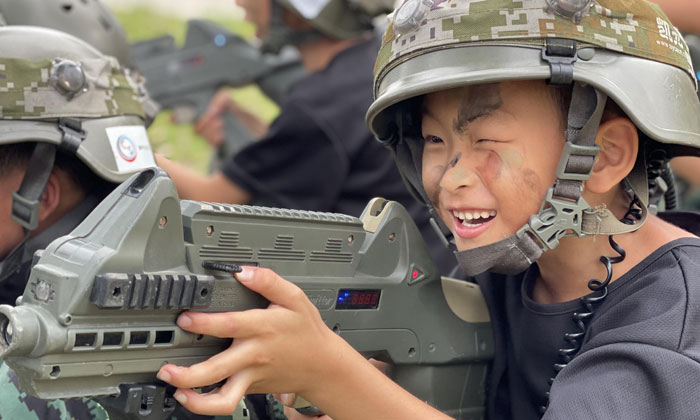 國內(nèi)軍事冬令營招生