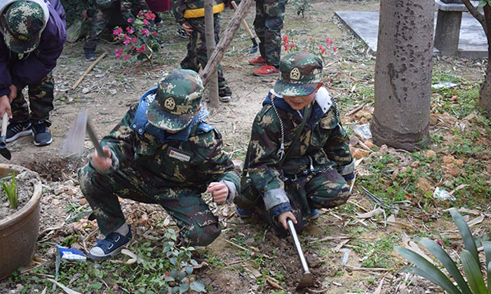 廣東寒假軍事冬令營(yíng)