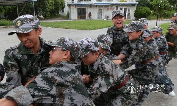 軍事冬令營