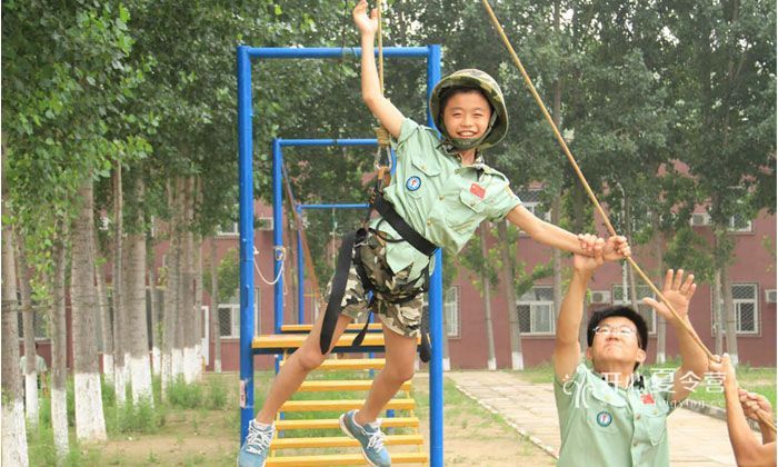 軍事冬令營